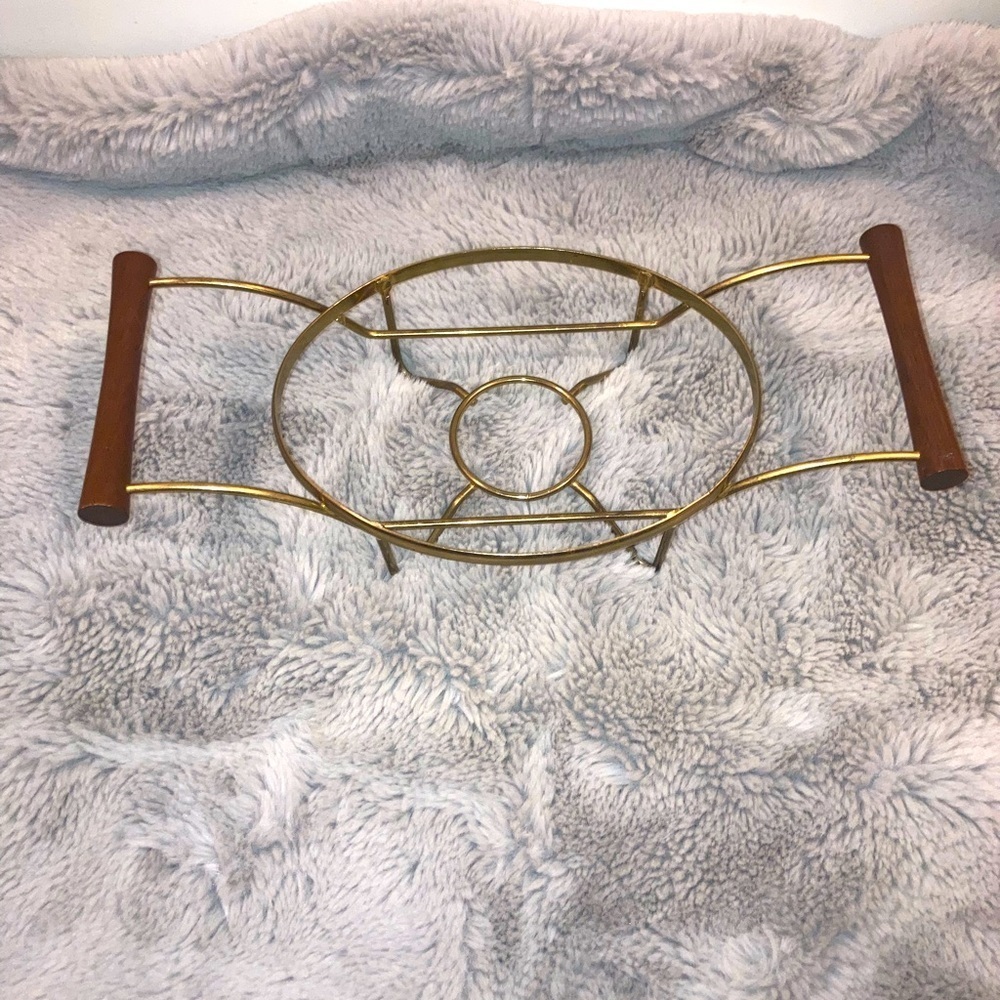 Vtg MCM MidCentury Modern Brass & Teak Wood Handle Oval Casserole Cradle 8”
